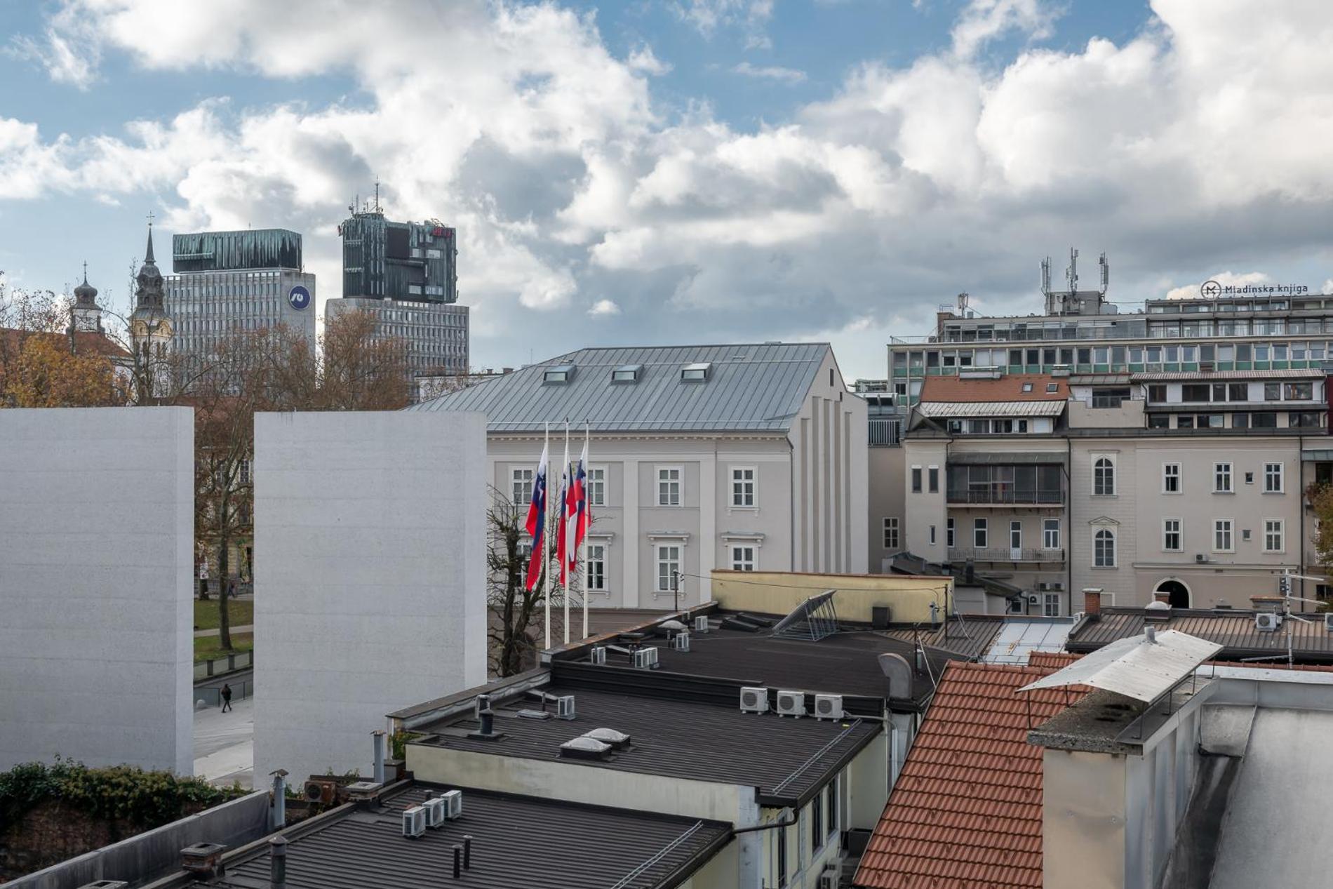 Authentic City Stay Ljubljana Exterior photo